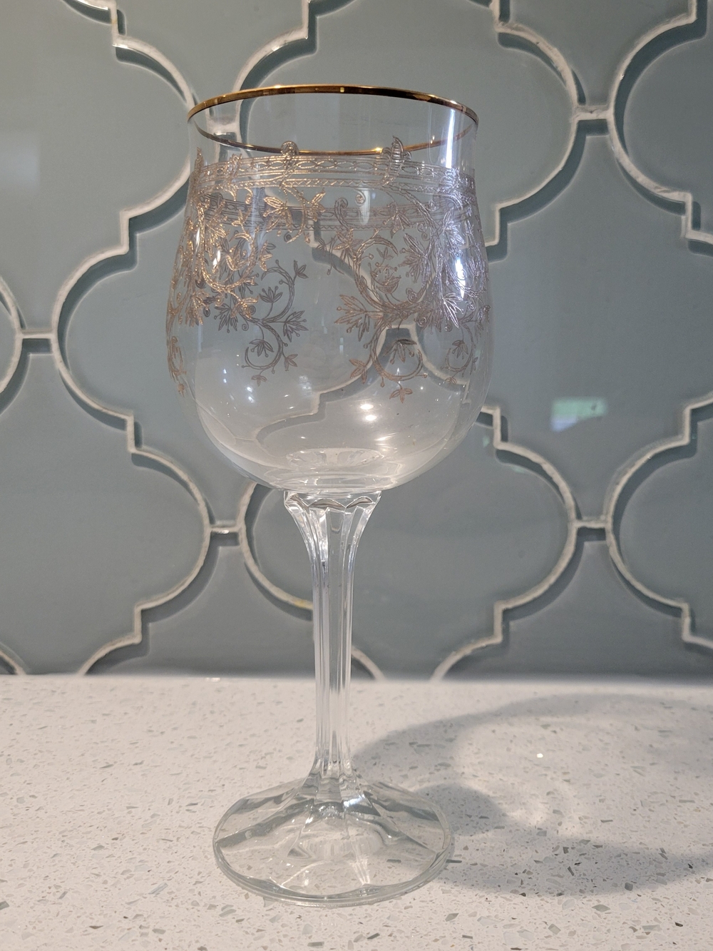 12 Elegant Gold-Trimmed Clear Vintage Wine Glasses - Floral Etch Design